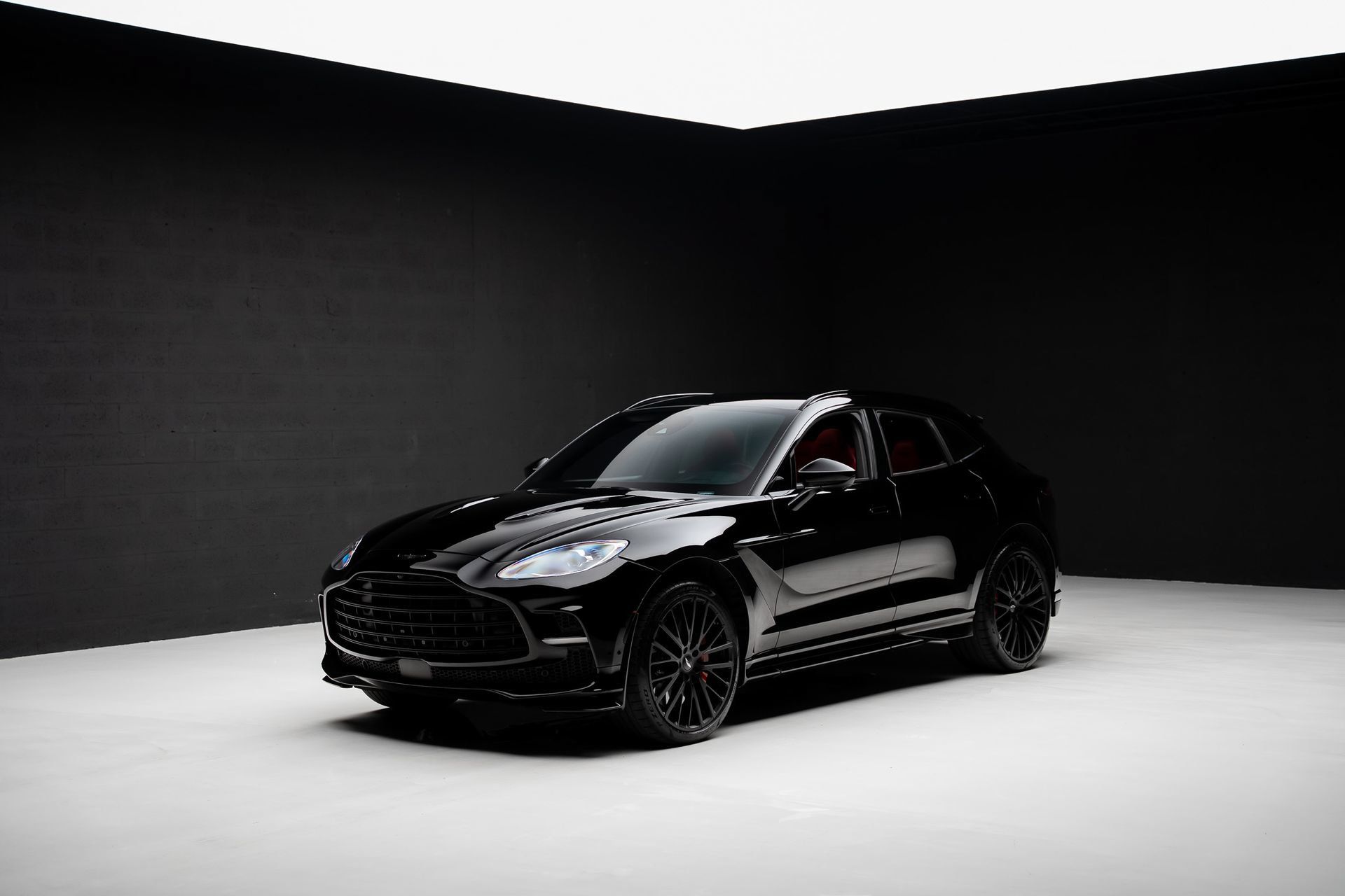 Used 2023 Aston Martin DBX 707 AWD/4WD image 4