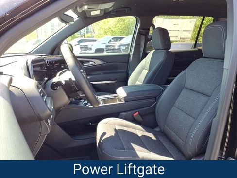 New 2026 Chevrolet Traverse LT image 16