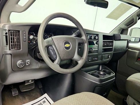 Used 2019 Chevrolet Express 3500 LT w/ LT Preferred Equipment Group RWD image 11