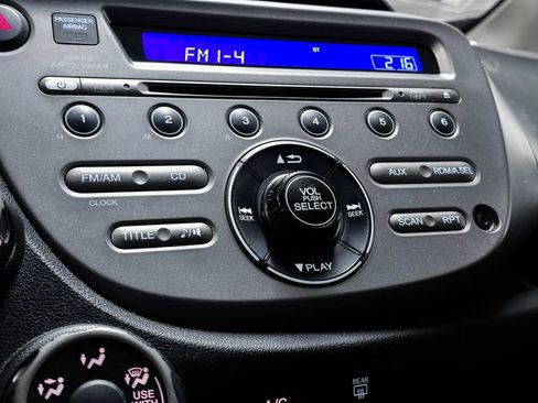 Used 2013 Honda Fit Base image 27