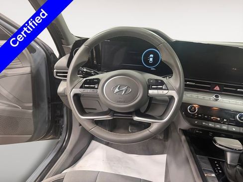 Certified 2023 Hyundai Elantra SEL w/ Convenience Package FWD image 13