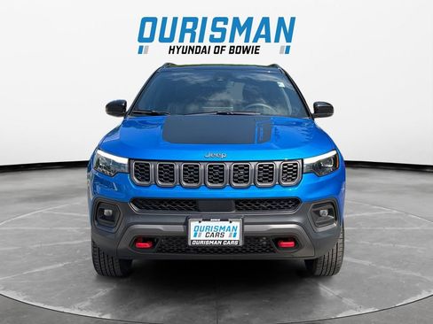 Used 2025 Jeep Compass Trailhawk w/ Trailhawk Elite Group AWD/4WD image 8