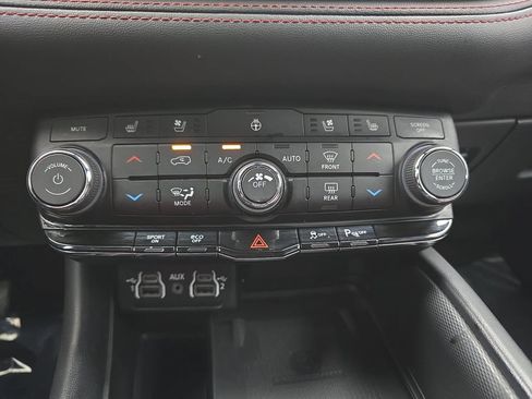 Used 2024 Dodge Durango R/T AWD/4WD image 23