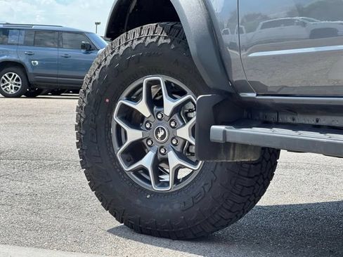 Used 2023 Ford Bronco Badlands AWD/4WD image 13