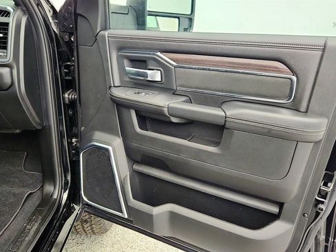 Used 2026 RAM 2500 Laramie AWD/4WD image 26