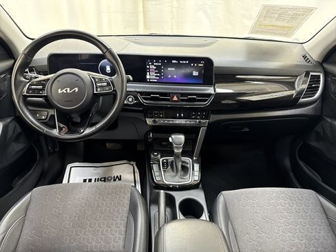 Certified 2024 Kia Seltos S FWD image 15