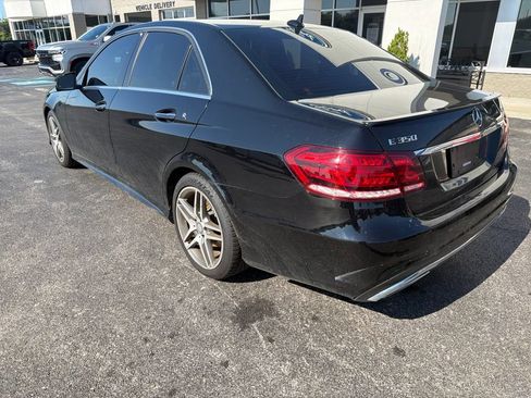 Used 2016 Mercedes-Benz E 350 4MATIC Sedan image 2