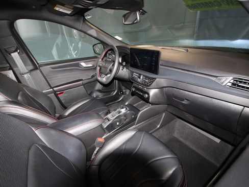 Used 2025 Ford Escape ST-Line Elite w/ Premium Technology Package image 23