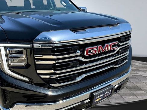 Used 2025 GMC Sierra 1500 SLT AWD/4WD image 33