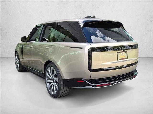 Used 2026 Land Rover Range Rover SE AWD/4WD image 7