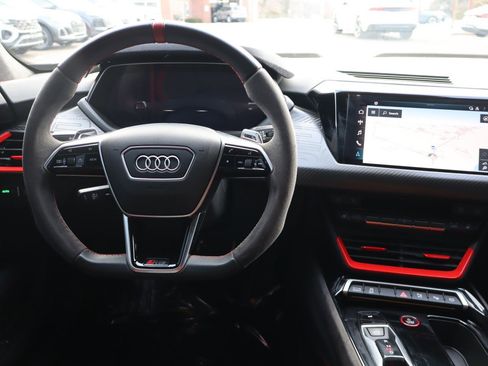 Used 2023 Audi RS e-tron GT image 10