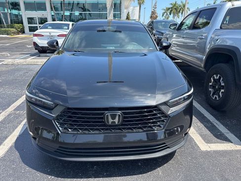 Used 2023 Honda Accord Sport image 5