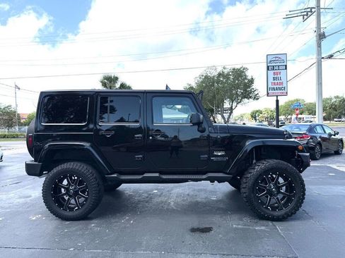 Used 2015 Jeep Wrangler Unlimited Sahara w/ Connectivity Group image 3