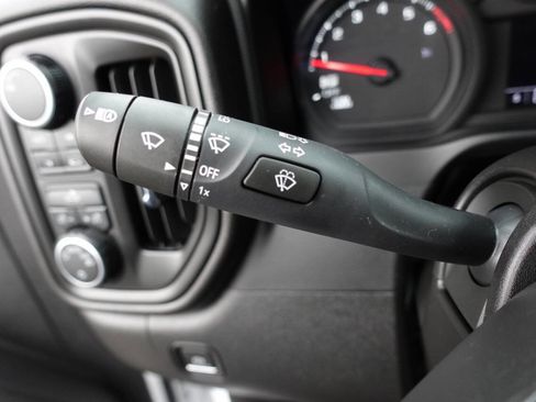 Used 2023 Chevrolet Silverado 1500 Custom image 50