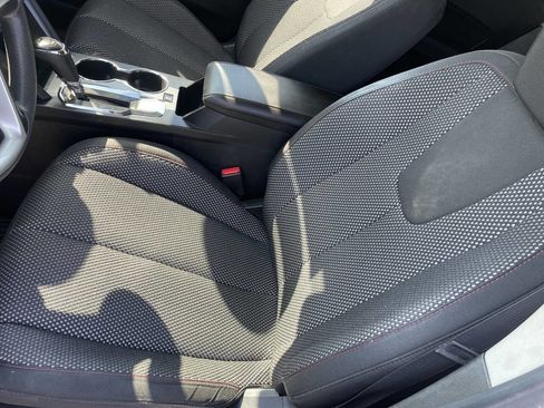 Used 2016 Chevrolet Equinox LT FWD image 26
