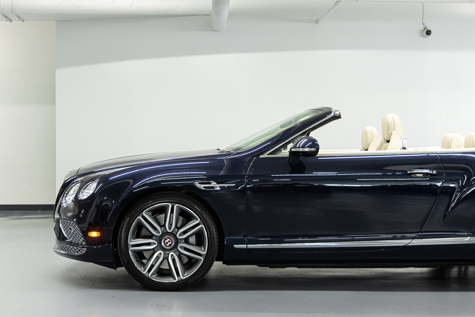 Used 2017 Bentley Continental GT AWD/4WD image 5