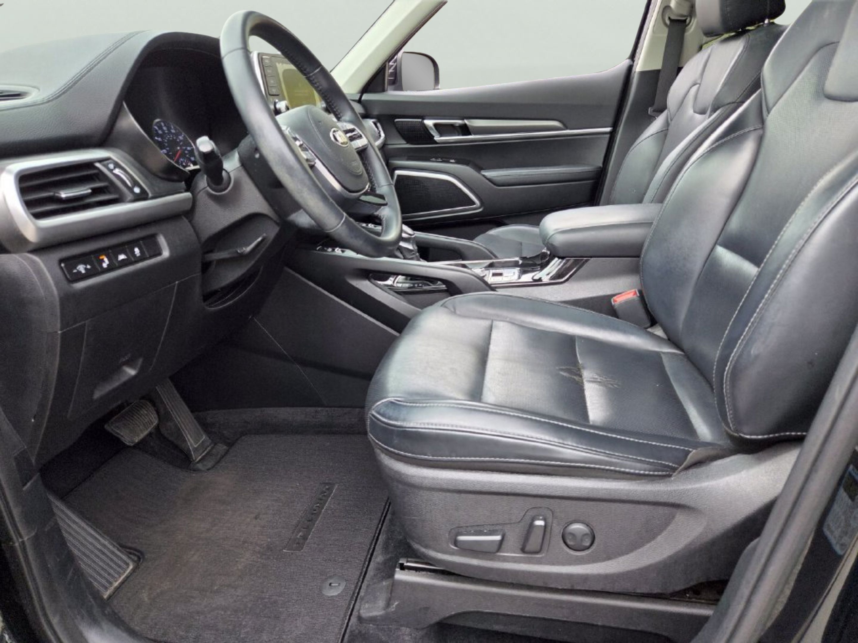 Used 2020 Kia Telluride S FWD image 9