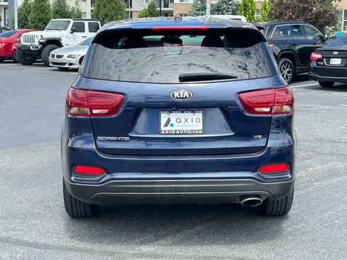 Used 2019 Kia Sorento AWD V6 image 6