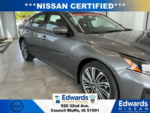 Used 2024 Nissan Altima 2.5 SL AWD/4WD image 2