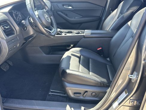 Used 2023 Nissan Rogue SV w/ SV Premium Package AWD/4WD image 9