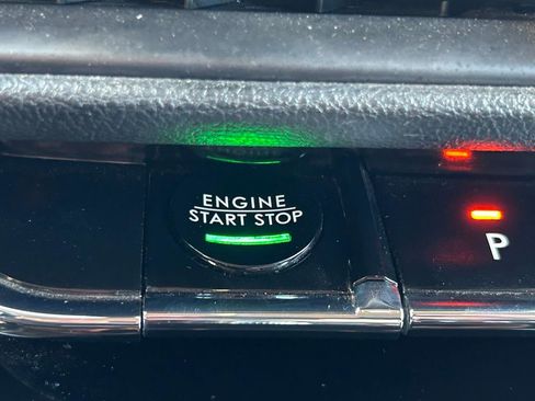 Used 2024 Lincoln Corsair FWD image 42