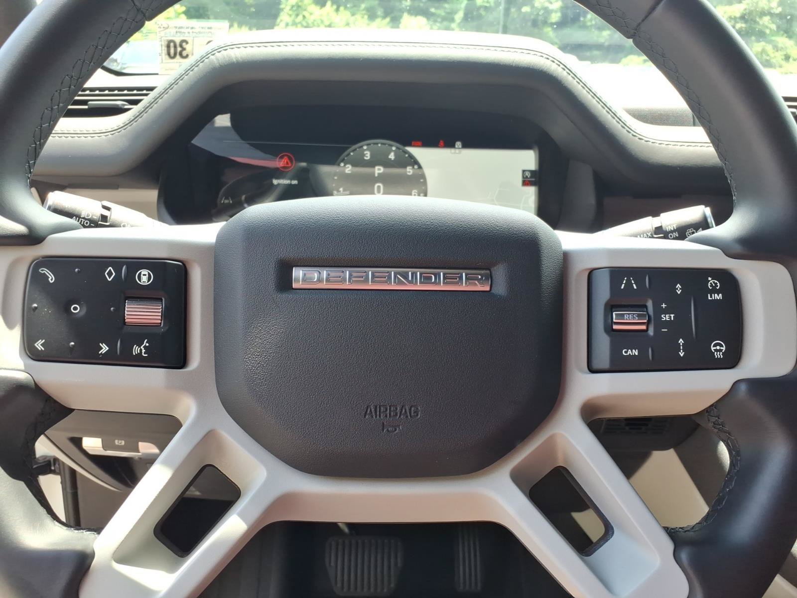 Certified 2024 Land Rover Defender 110 SE AWD/4WD image 11