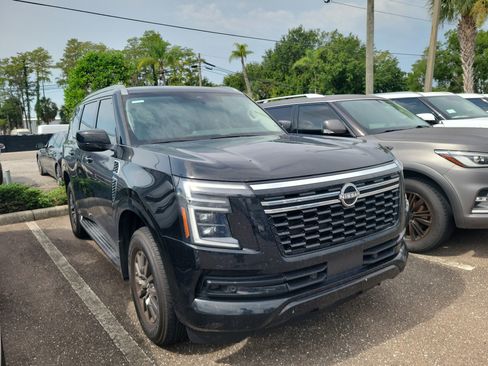 Used 2025 Nissan Armada SV RWD image 3