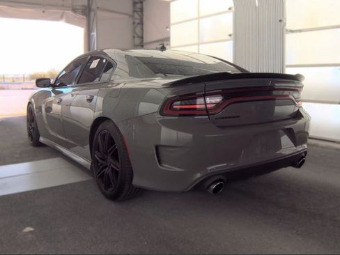 Used 2018 Dodge Charger R/T Scat Pack RWD image 6