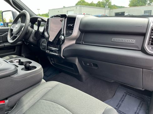 Used 2026 RAM 2500 Big Horn AWD/4WD image 36