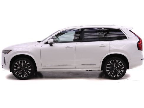 New 2026 Volvo XC90 B6 Ultra w/ Protection Package AWD/4WD image 3