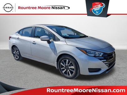 New 2025 Nissan Versa SV w/ Trunk Package
