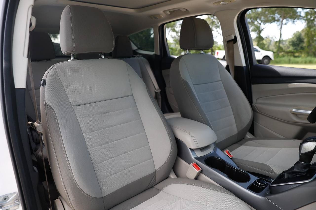 Used 2013 Ford Escape SE FWD image 16