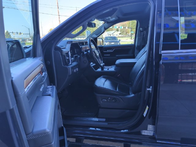 Used 2023 GMC Sierra 1500 Denali AWD/4WD image 12