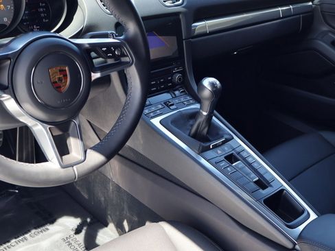Certified 2022 Porsche 718 Boxster S RWD image 20