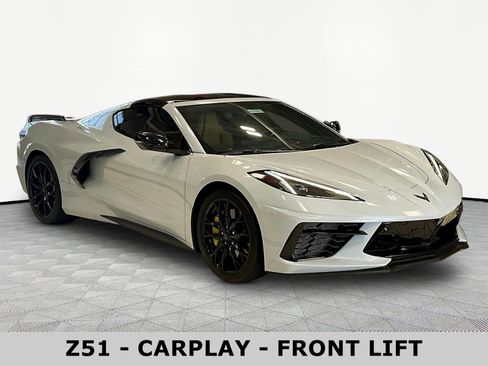 Used 2023 Chevrolet Corvette Stingray Preferred Cpe w/ Z51 Performance Package RWD image 3