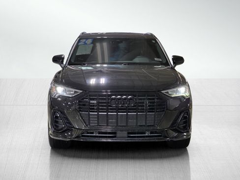 Used 2024 Audi Q3 2.0T Premium image 2