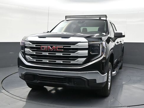 Used 2024 GMC Sierra 1500 SLE image 8