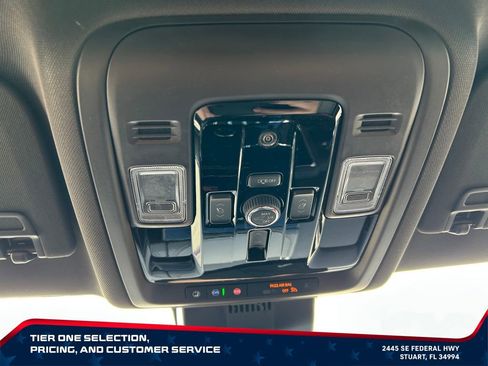 New 2026 GMC Yukon XL Elevation w/ LPO, Elevation Black Package RWD image 25