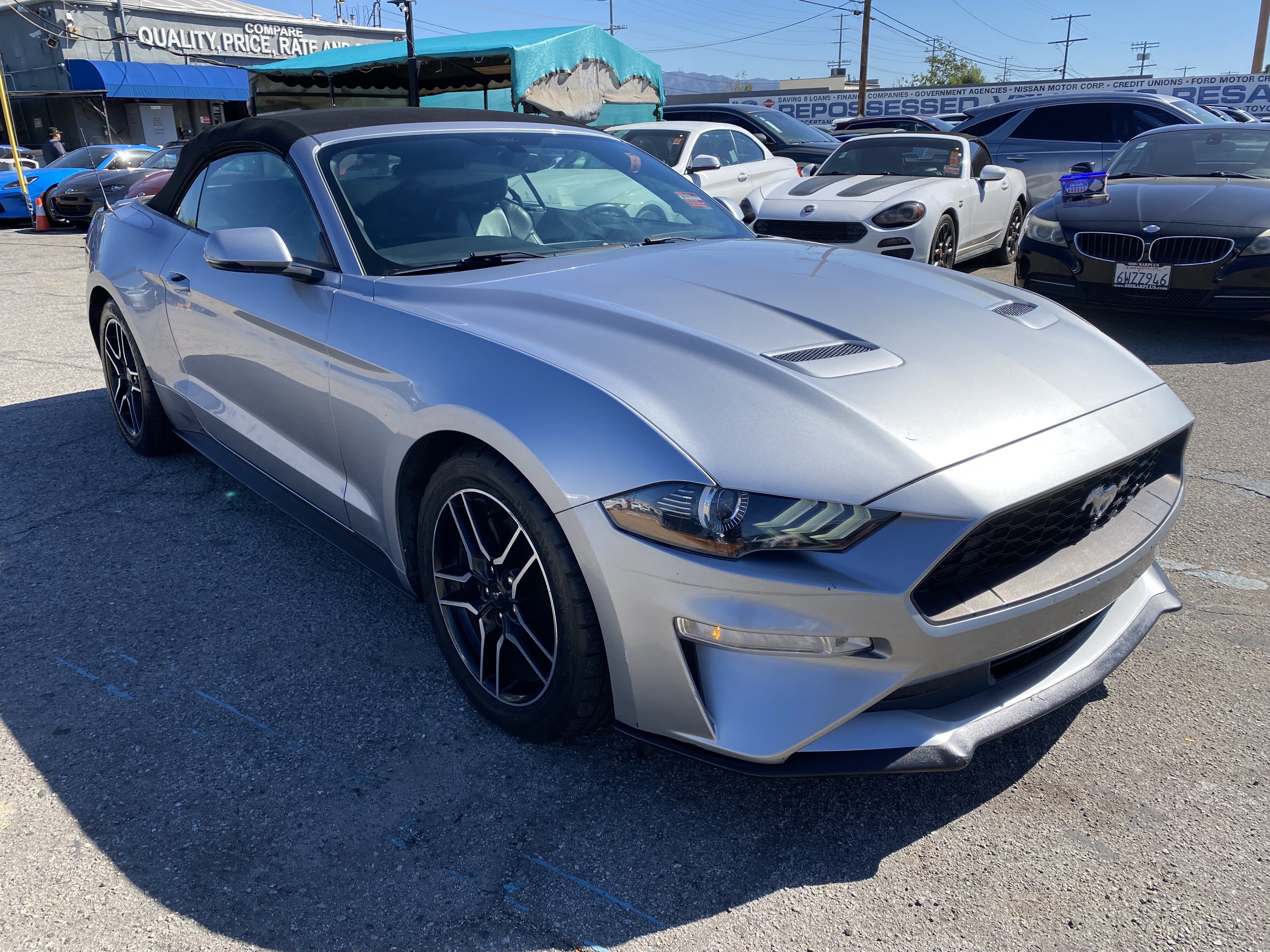 Used 2020 Ford Mustang Premium RWD image 6