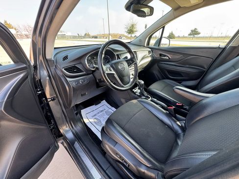 Used 2018 Buick Encore Preferred image 21