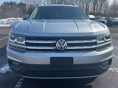Used 2019 Volkswagen Atlas SE w/ Towing Package image 2