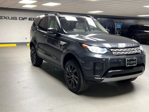 Used 2020 Land Rover Discovery HSE image 1