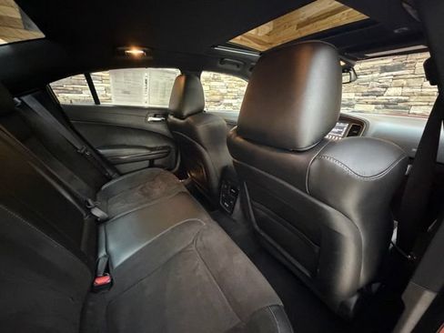 Used 2022 Dodge Charger R/T w/ Plus Group RWD image 34
