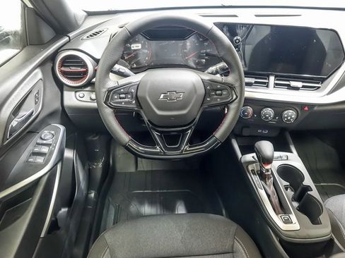 New 2026 Chevrolet Trax RS w/ Sunroof Package image 13