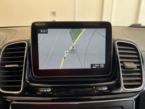 Used 2018 Mercedes-Benz GLS 450 GLS 450 image 16