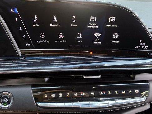 Used 2023 Cadillac Escalade Sport AWD/4WD image 16