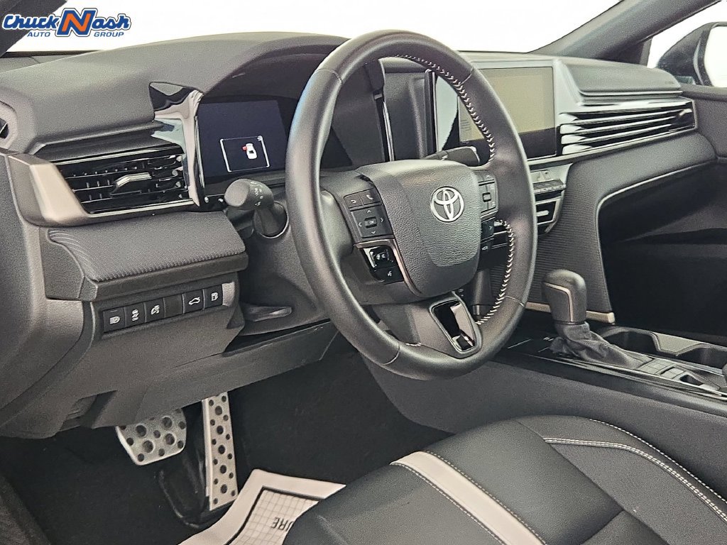 Used 2026 Toyota Camry SE FWD image 2