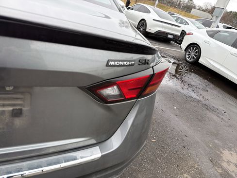Used 2022 Nissan Altima 2.5 SR w/ Midnight Edition Package image 21