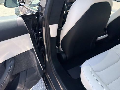 Used 2021 Tesla Model S Plaid AWD/4WD image 13