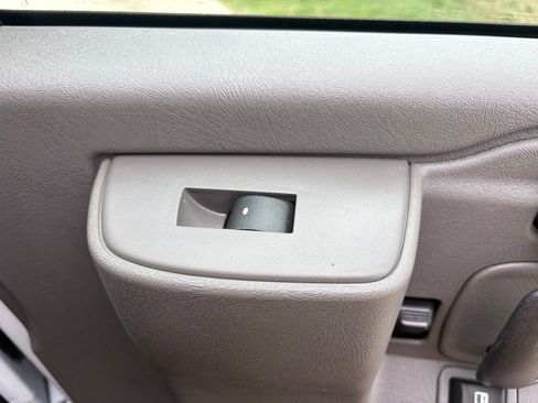 New 2026 Chevrolet Express 3500 w/ Driver Convenience Package RWD image 30